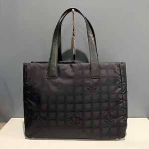 Chanel tote